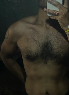 Sanjay - Male escort in Kolkata Photo 8 of 8