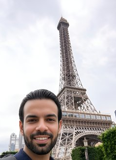 Sanjay S ( @outside_bowler tele) - Male companion in Bangalore Photo 2 of 2