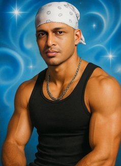 Sanjeev - Male escort in Colombo Photo 3 of 3