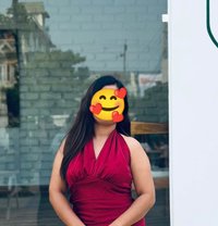 Sanjita for hand cash service - puta in Kathmandu