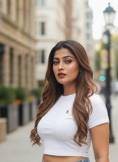 Sanju Hi Profile girl's Hotel New Delhi - escort agency in New Delhi Photo 7 of 8