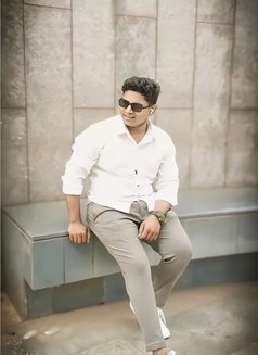 Sanju - Male escort in Bangalore Photo 2 of 2