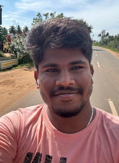 Sanju - Male escort in Coimbatore Photo 1 of 5