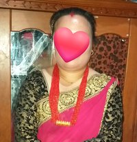 Sanju (cpl) - puta in Kathmandu