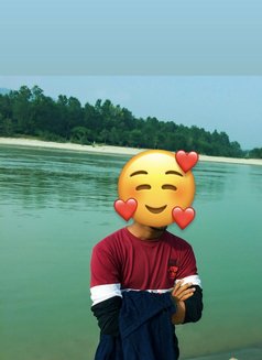 Sanju - Male escort in Kathmandu Photo 2 of 2