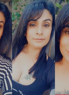 Sanju Sanjana - Transsexual escort in Colombo Photo 1 of 2