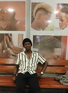 Sankara - Male escort in Nairobi Photo 5 of 6