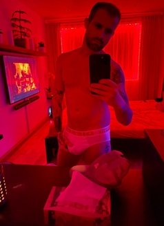 MARCO COX - Male escort in Vienna Photo 1 of 8
