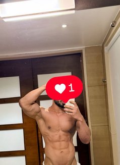 Sans - Male escort in Candolim, Goa Photo 10 of 10