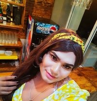 Sansaladewmini86 - Transsexual adult performer in Colombo