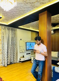 Sanskar Here - Acompañantes masculino in Mumbai Photo 5 of 6