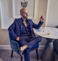 Santo Dragone - Male escort in Hong Kong