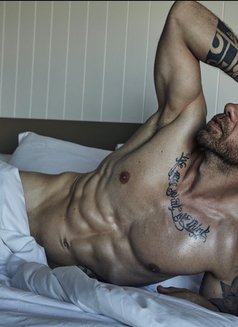 Santo Dragone - Male escort in Hong Kong Photo 6 of 10