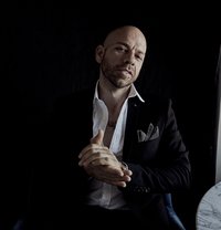 Santo - Acompañantes masculino in Bangalore