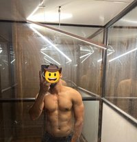 Santom - Male escort in Kochi