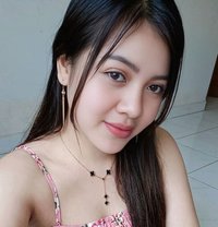 Santy - escort in Jakarta Photo 1 of 4