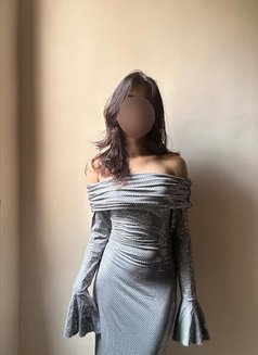 Sanvi 🤍(cam & real meet)sex chat - puta in Hyderabad Photo 5 of 5