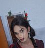 Sanvi - Acompañantes transexual in Hyderabad Photo 1 of 5
