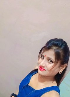 ꧁☆♧🦋 Sanvi Real Meet & Cam༻♧☆꧂🤍15 - puta in Bangalore Photo 1 of 1