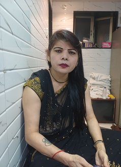 Sanvi Singh - escort in Mumbai Photo 1 of 2