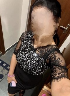 Sanvi (WEB CAM & REAL MEET SERVICE)..🥰 - escort in Chennai Photo 1 of 3