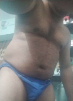 Sany - Intérprete masculino de adultos in Accra Photo 1 of 1
