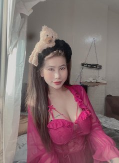 Sany - puta in Abu Dhabi Photo 3 of 8