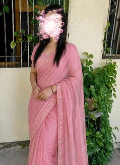 Sanya Cam and Real Meet - escort in Hyderabad Photo 1 of 2