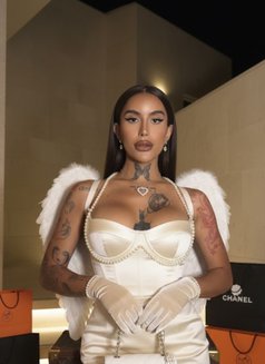 Sanya Carolina - escort in Manila Photo 2 of 8