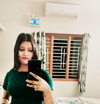 Sanya Here for Cam and Meet - puta in Hyderabad