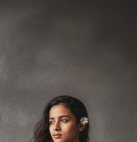 Sanya Independent Girl - puta in Hyderabad