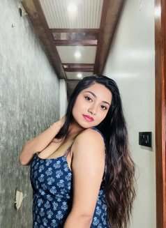 Sanya - escort in New Delhi Photo 4 of 4