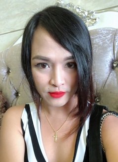 Sanya Rivas - Transsexual escort in Manila Photo 17 of 29