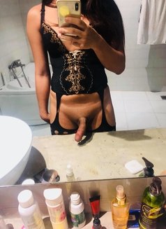 Sanya Rivas - Transsexual escort in Manila Photo 21 of 29