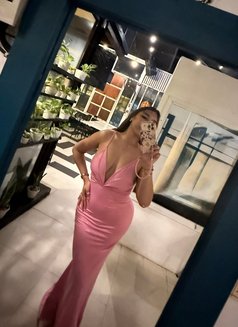 Saphhiregoddess - escort in Bangkok Photo 3 of 6