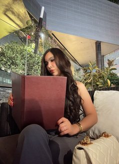 Saphhiregoddess - escort in Makati City Photo 10 of 10