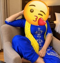 Sapna Bhabhi Anal Queen - escort in New Delhi Photo 1 of 2