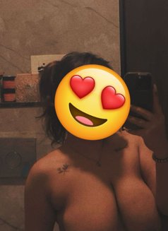 🟢BIG BOOBS CAM📸ANAL🥀 QUEEN🥀 - escort in New Delhi Photo 2 of 11