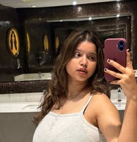 Sapna Gupta - escort in Noida Photo 1 of 3