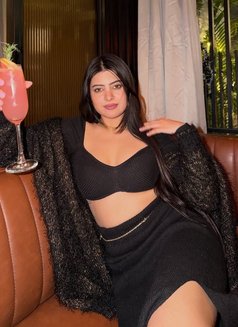 Sapna - escort in Kolkata Photo 2 of 4