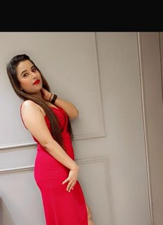 Sapna - escort in Mumbai Photo 1 of 2