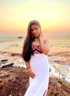 Sapna - escort in New Delhi Photo 2 of 4