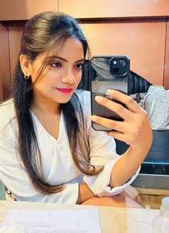 Sapna - escort in New Delhi Photo 4 of 4