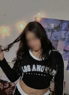 Sapna - escort in Noida Photo 1 of 8