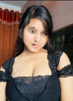 Sapna - escort in Pune Photo 2 of 3