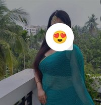 Sapna - puta in New Delhi