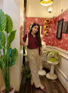Sapna Singh - escort in Mumbai Photo 2 of 3