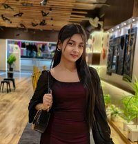 Sapna Singh - escort in Mumbai Photo 3 of 3