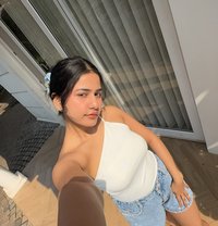 Sapna122 - escort in Kuwait