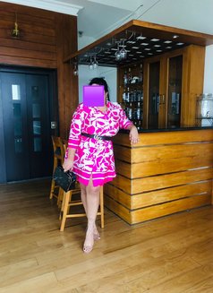 Dahamsa de Soyza - escort in Colombo Photo 1 of 11